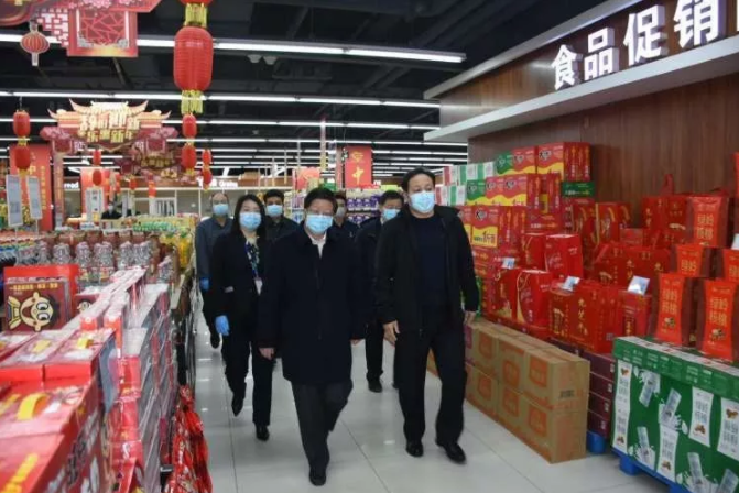 钱三雄在临城县调研检查复工复产复市和疫情防控工作时强调 坚持寓防控于常态化运行之中 确保“两手都硬、两战都胜”